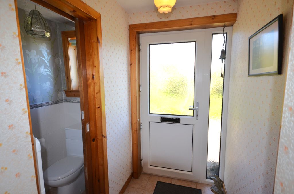 Property photo 3 of 40