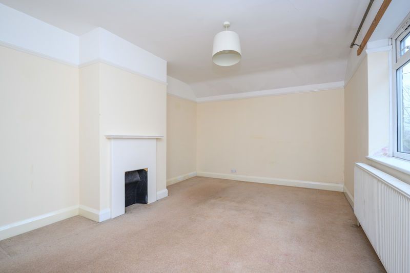 Property photo 3 of 10 Photo 2