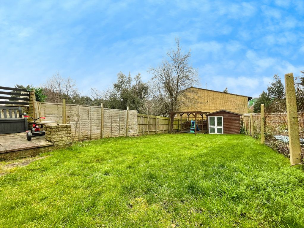 Property photo 3 of 11
