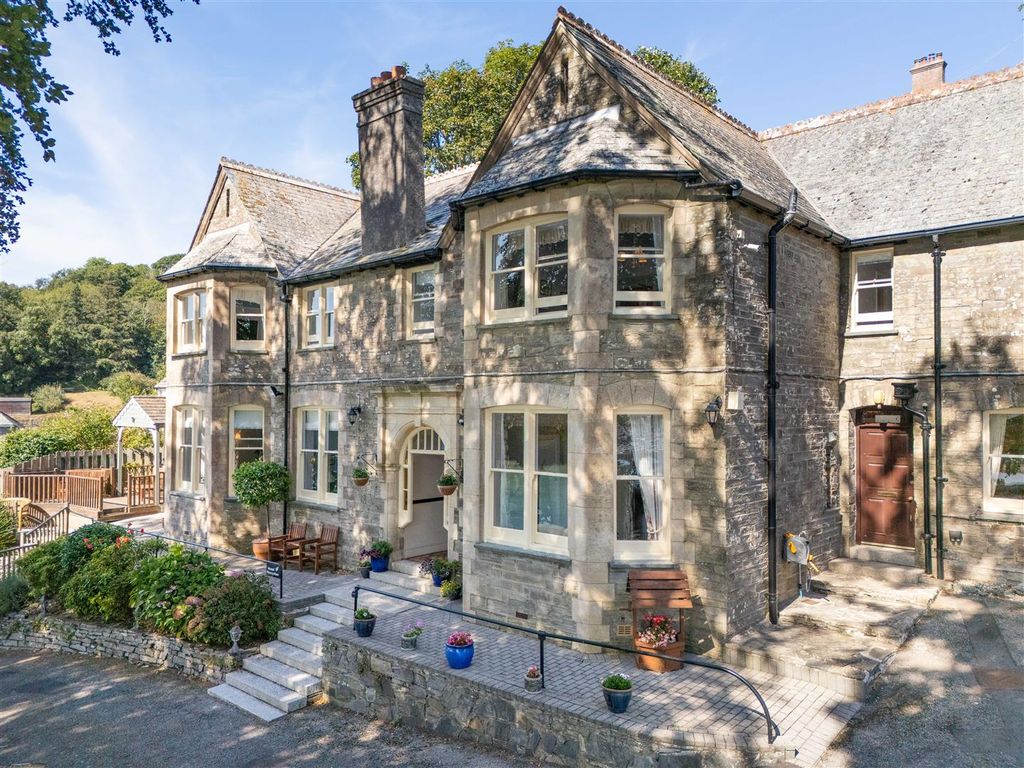 Property photo 1 of 37 Parry Trehaven Looe-67.Jpg