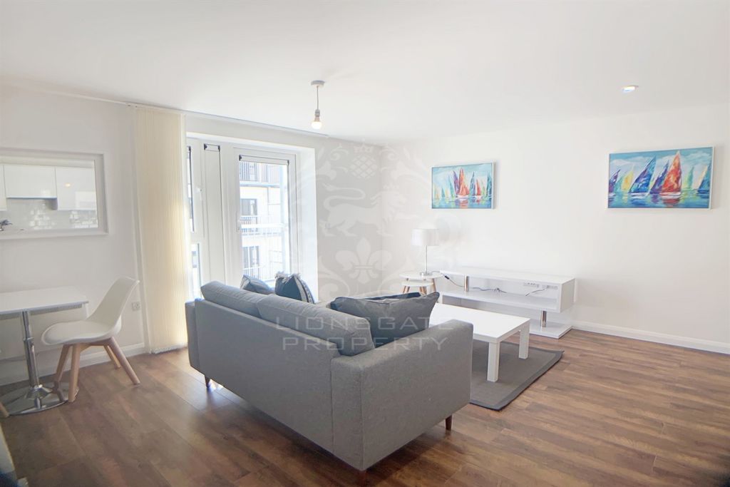 Property photo 1 of 6