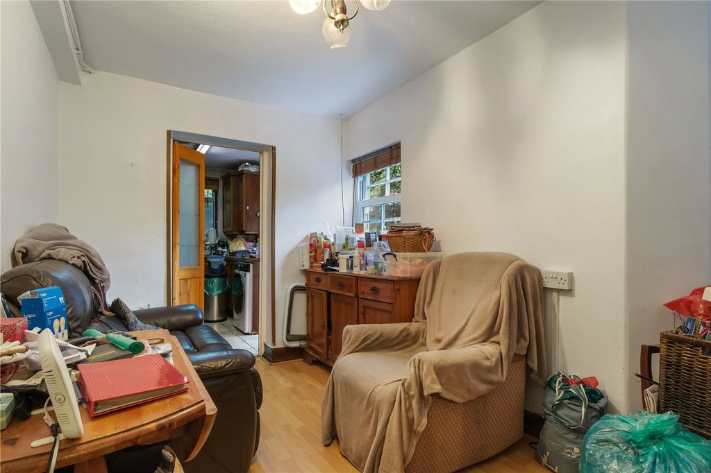 Property photo 3 of 13 Picture No. 01