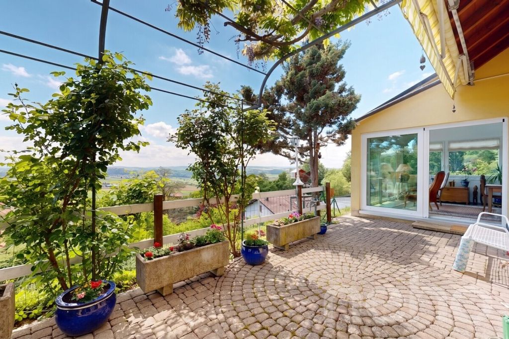 Property photo 2 of 13