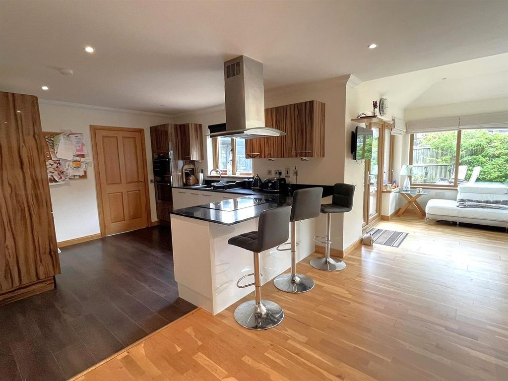 Property photo 2 of 38 Open Plan Dining Kitchen / Sun Room