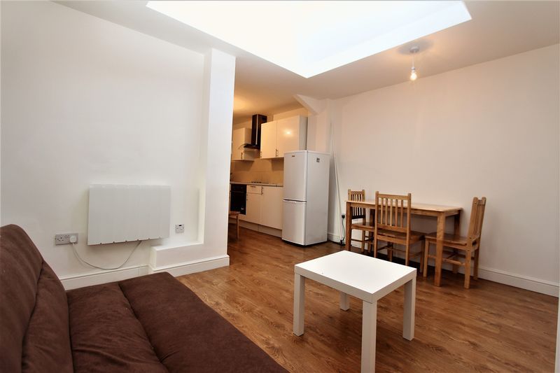 Property photo 3 of 8 Photo 9