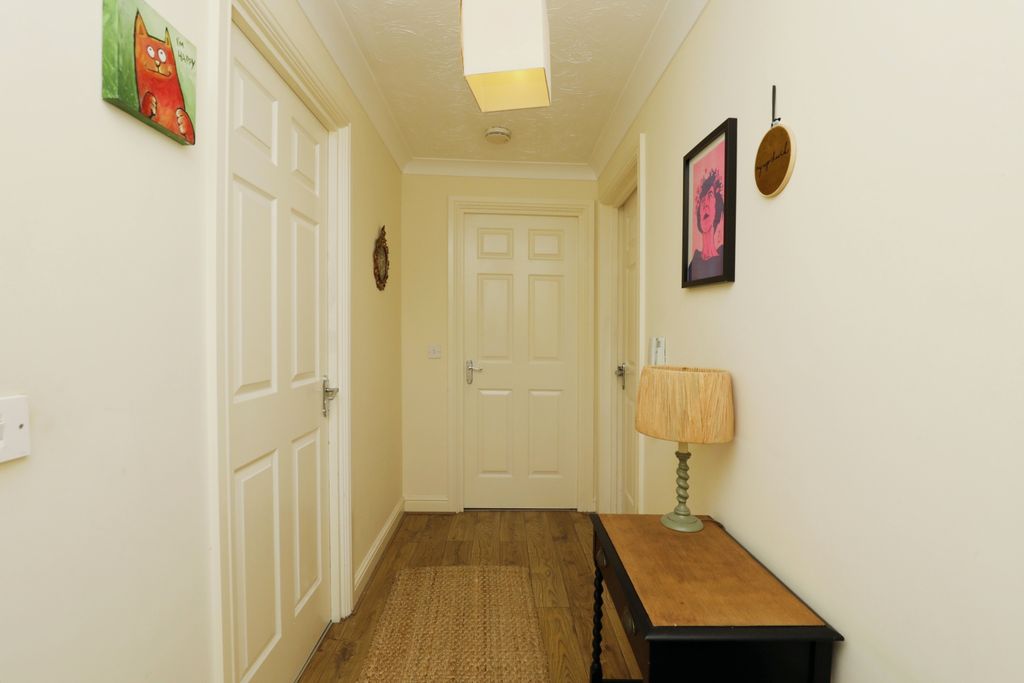 Property photo 2 of 15 Hall