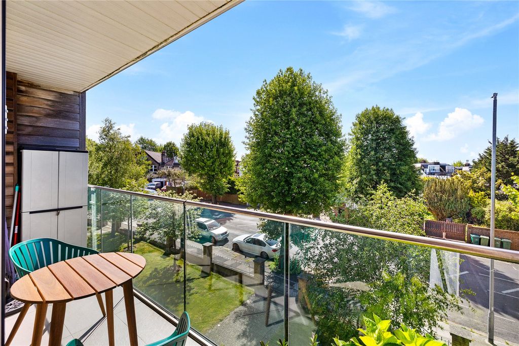 Property photo 3 of 15 Picture 3