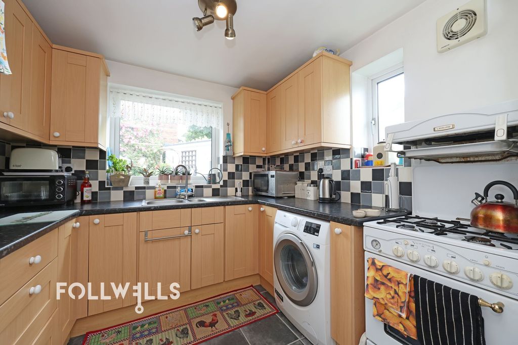 Property photo 3 of 19