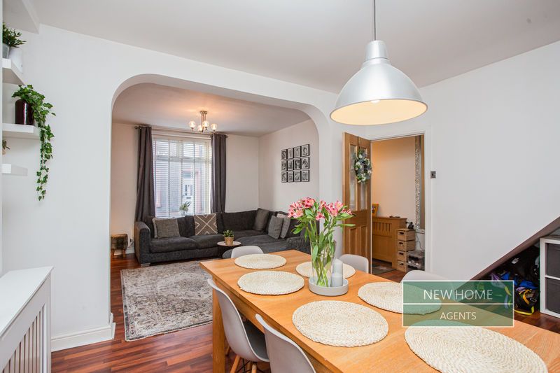 Property photo 2 of 23 Photo 12