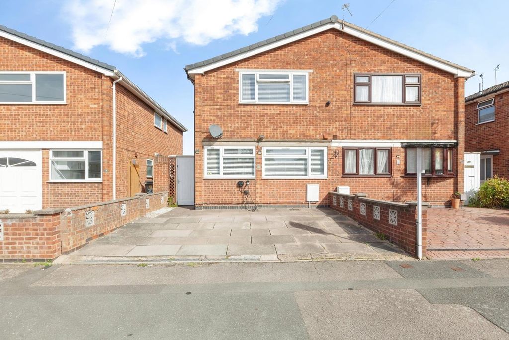 Property photo 1 of 24 Pbox-Img.Jpg