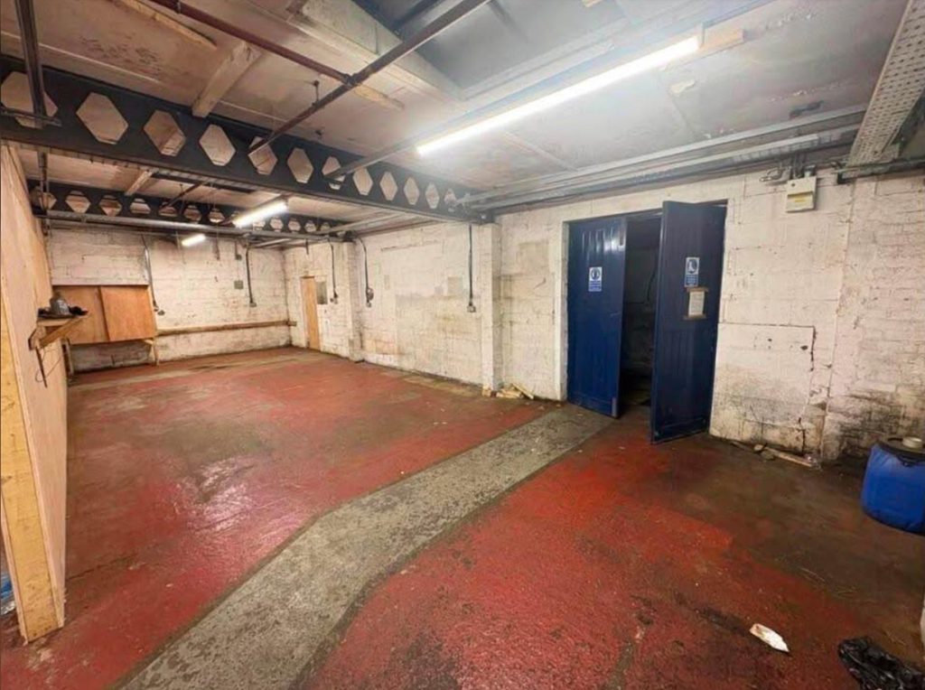 Property photo 2 of 10