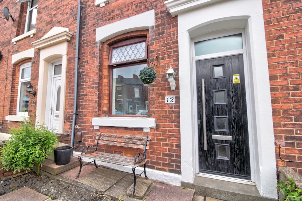 Property photo 1 of 15 1