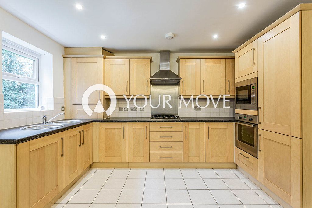 Property photo 2 of 10 Photography