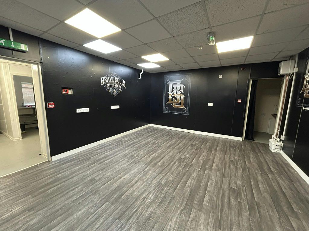 Property photo 3 of 7 3