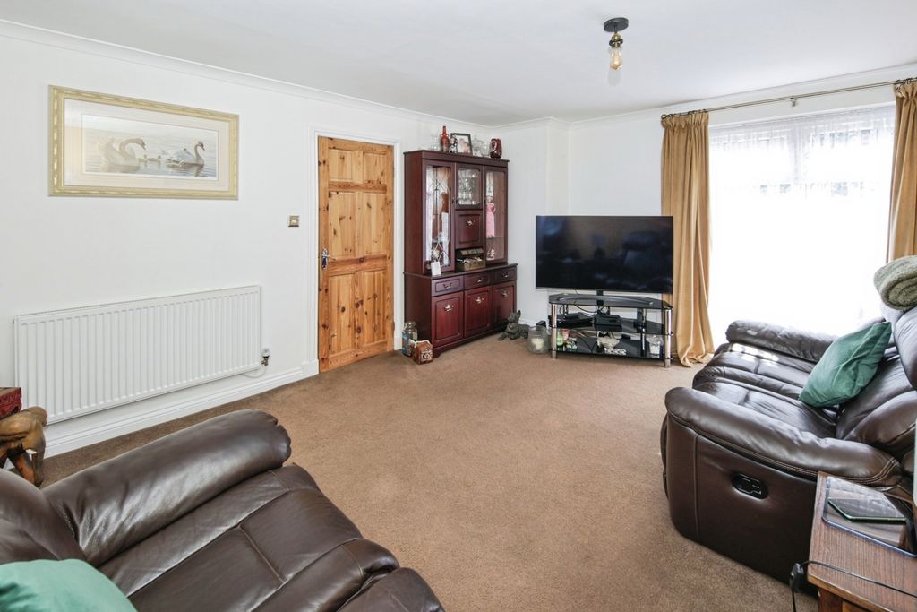 Property photo 2 of 19 Pbox-Img.Jpg