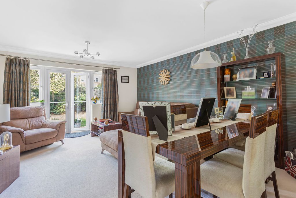 Property photo 3 of 18 Reception Room