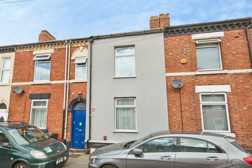 Property photo 1 of 12