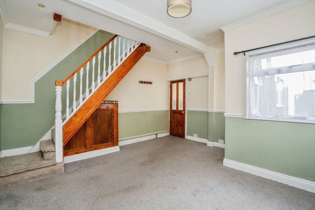 Property photo 2 of 18 Pbox-Img.Jpg