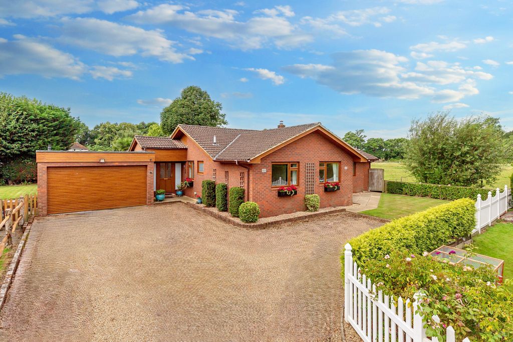 Property photo 1 of 15 Picture No. 24