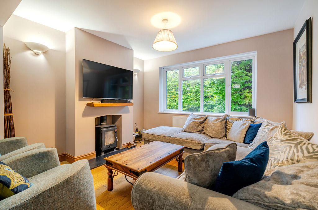 Property photo 2 of 12 1362154-1-68Df8A1...