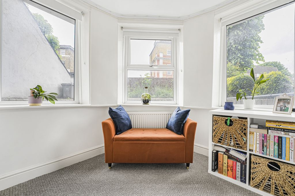 Property photo 3 of 13 Dsc02785