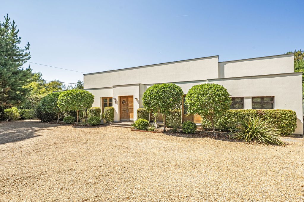 Property photo 1 of 30