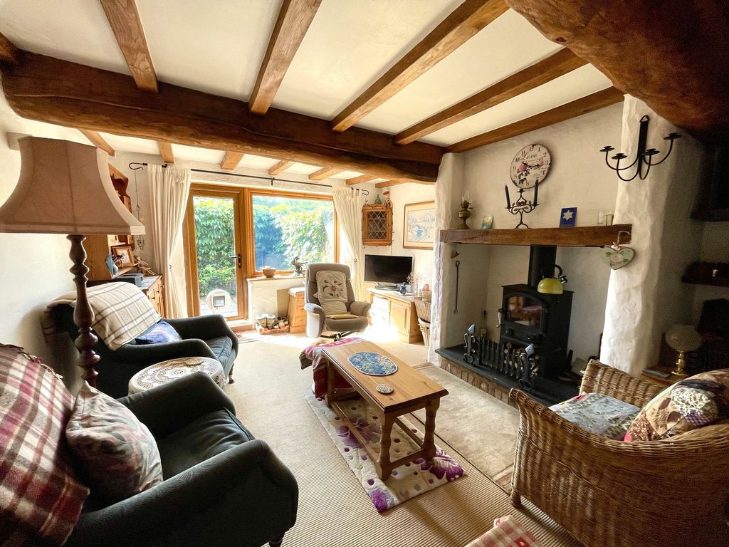 Property photo 3 of 35