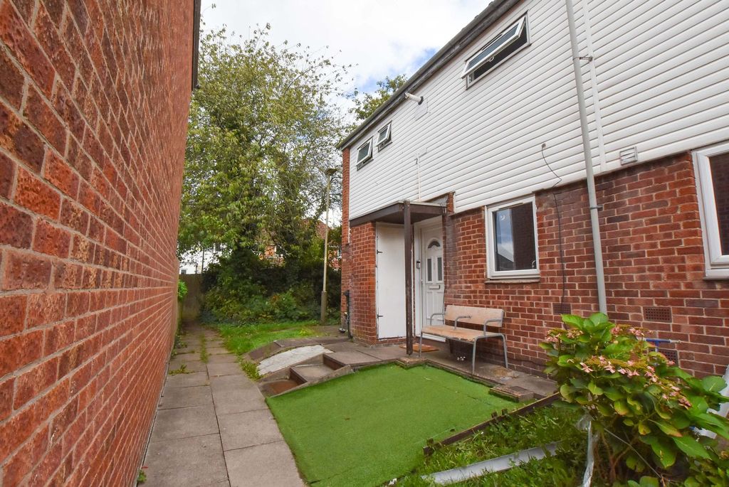 Property photo 1 of 22