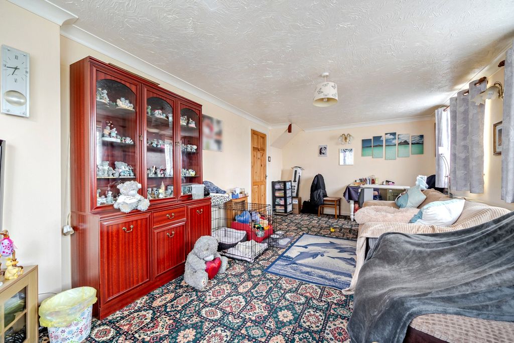 Property photo 3 of 10 3 - Picture No. 02