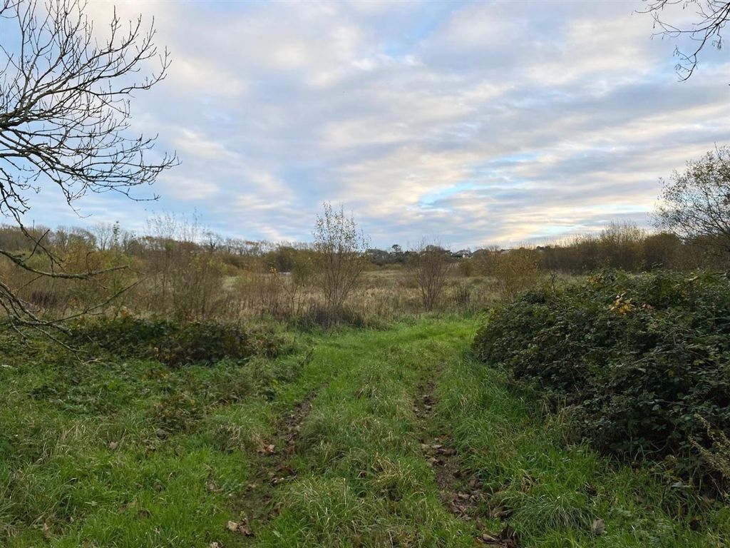 Property photo 2 of 5 1.Jpg