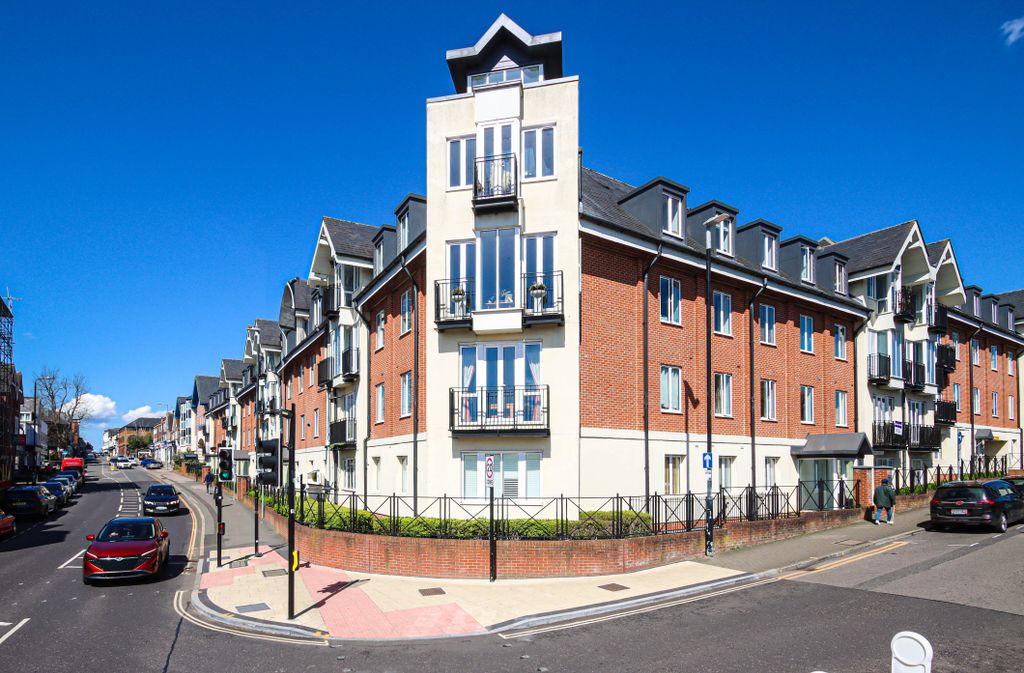 Property photo 1 of 17 Benedictine Place