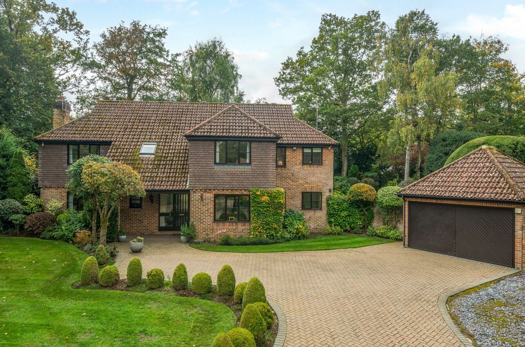 Property photo 1 of 39 1364716-1-68F2384...