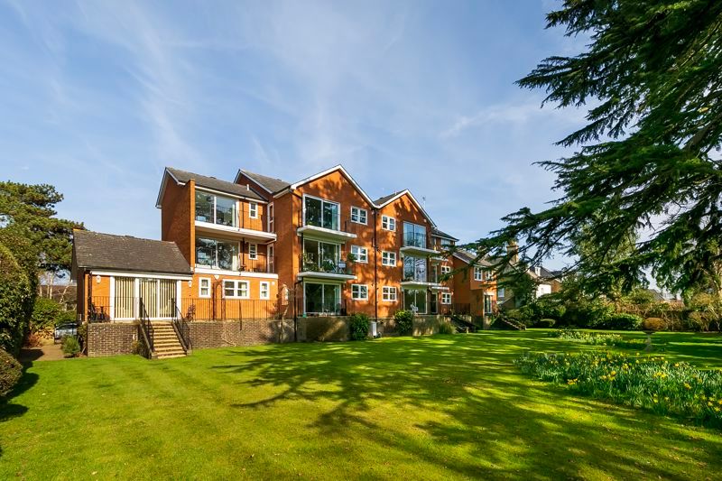 Property photo 1 of 11 Motcombe House, Palace Road, East Molesey