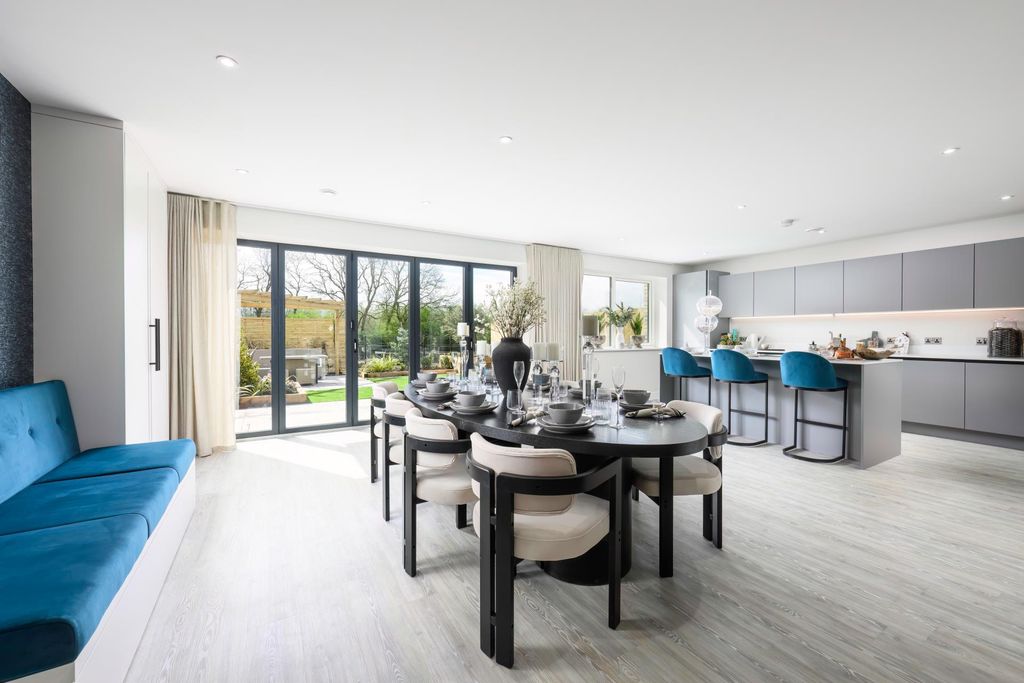 Property photo 1 of 4