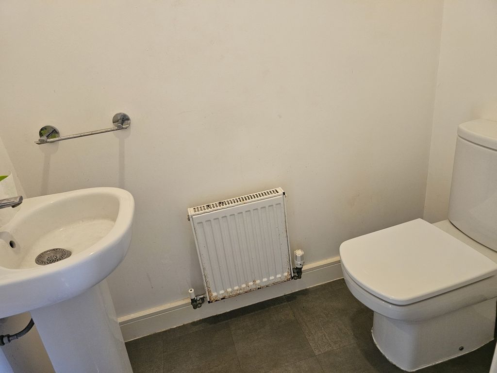 Property photo 2 of 15 Photo 4