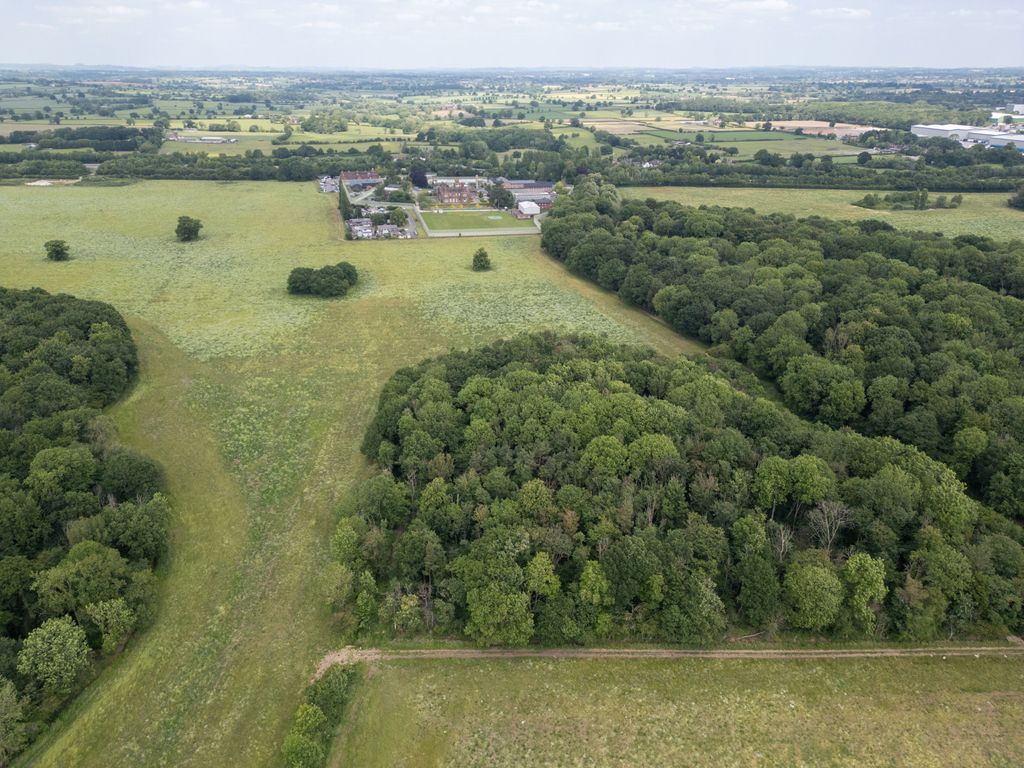 Property photo 2 of 4 Land