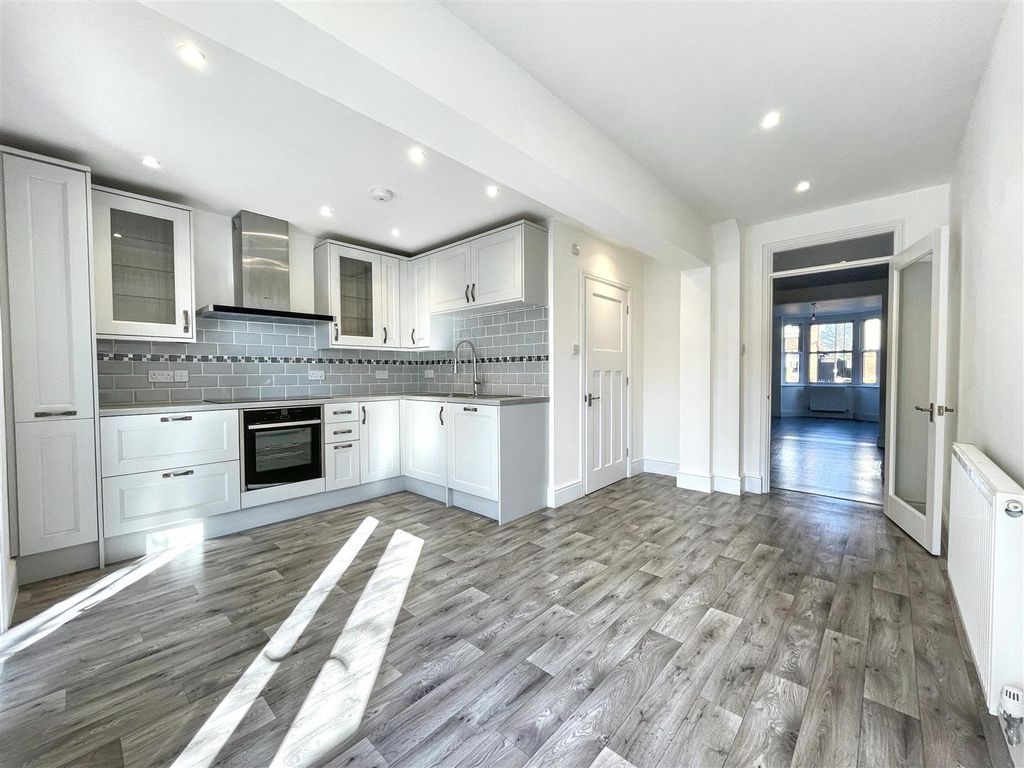 Property photo 3 of 28 Img_2551.Jpg