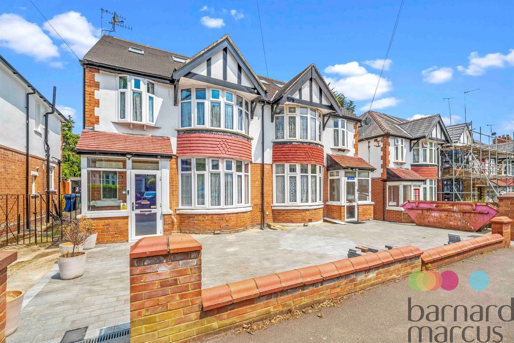 Property photo 1 of 24