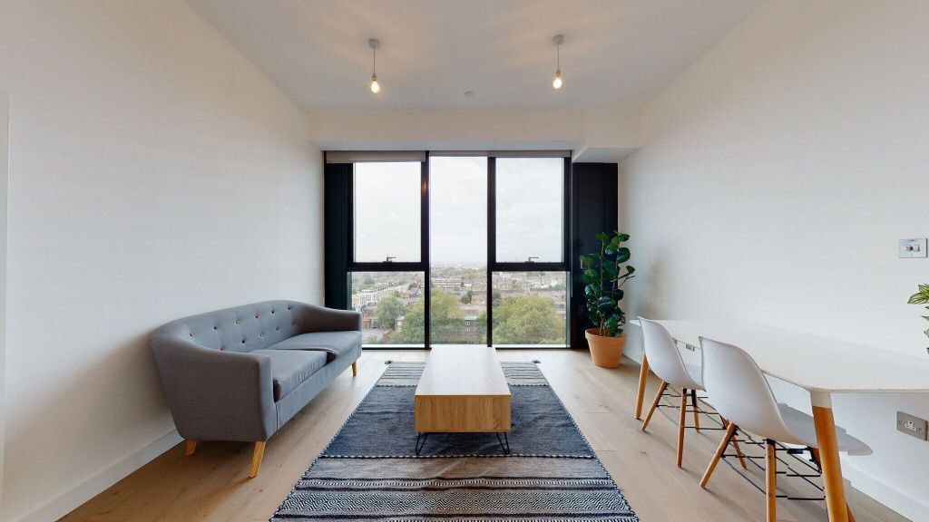 Property photo 1 of 13 Living Room