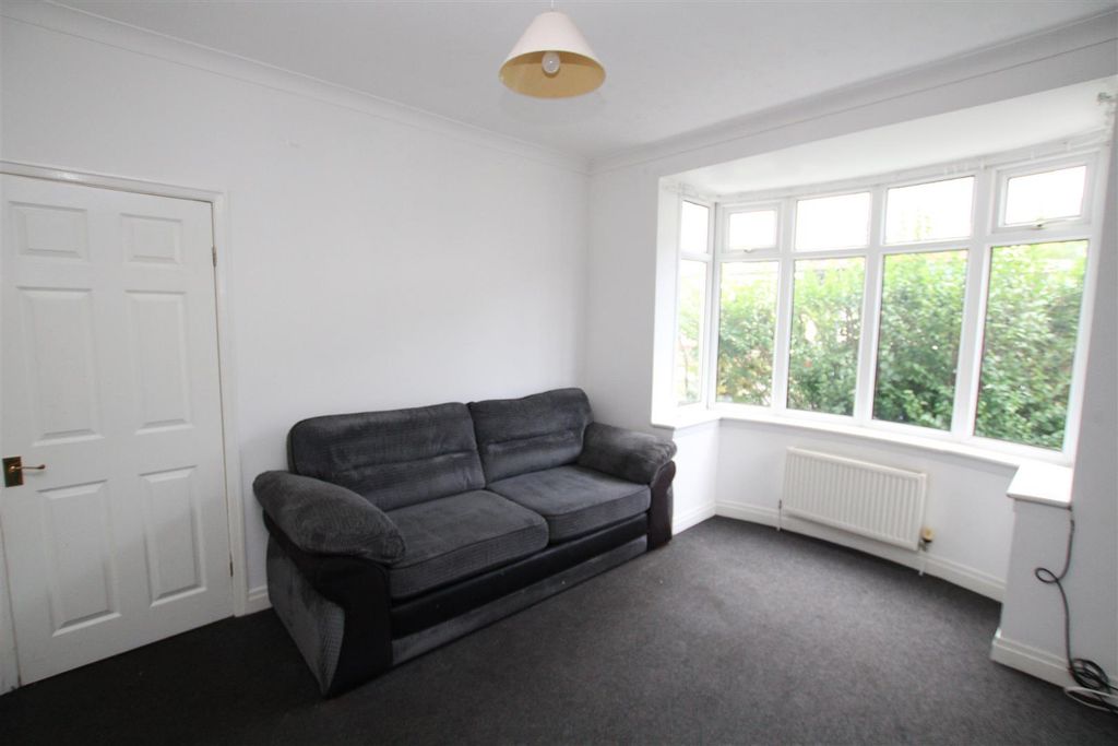 Property photo 2 of 7 Living Room.Jpg