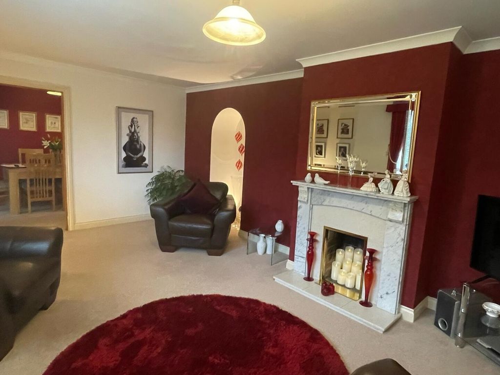 Property photo 3 of 44 Living Room