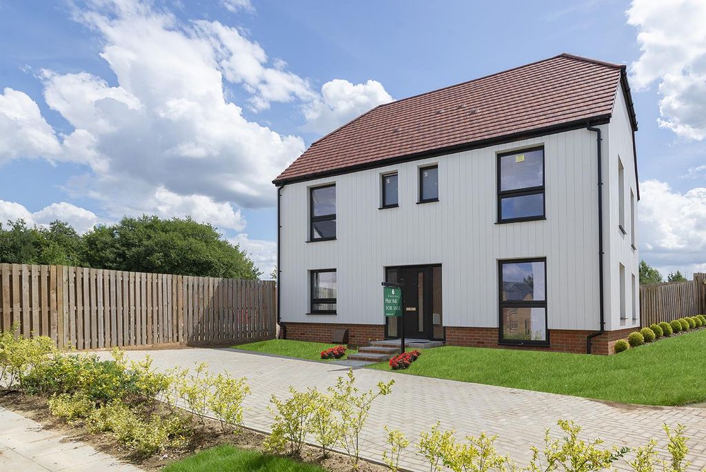 Property photo 1 of 10 Plot 168