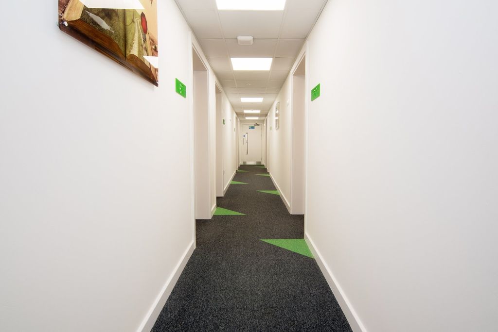 Property photo 3 of 5 Picture No. 05