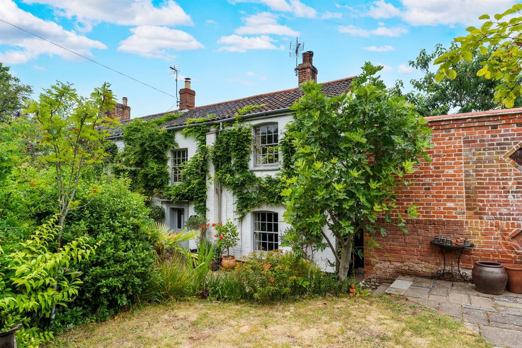 Property photo 1 of 30