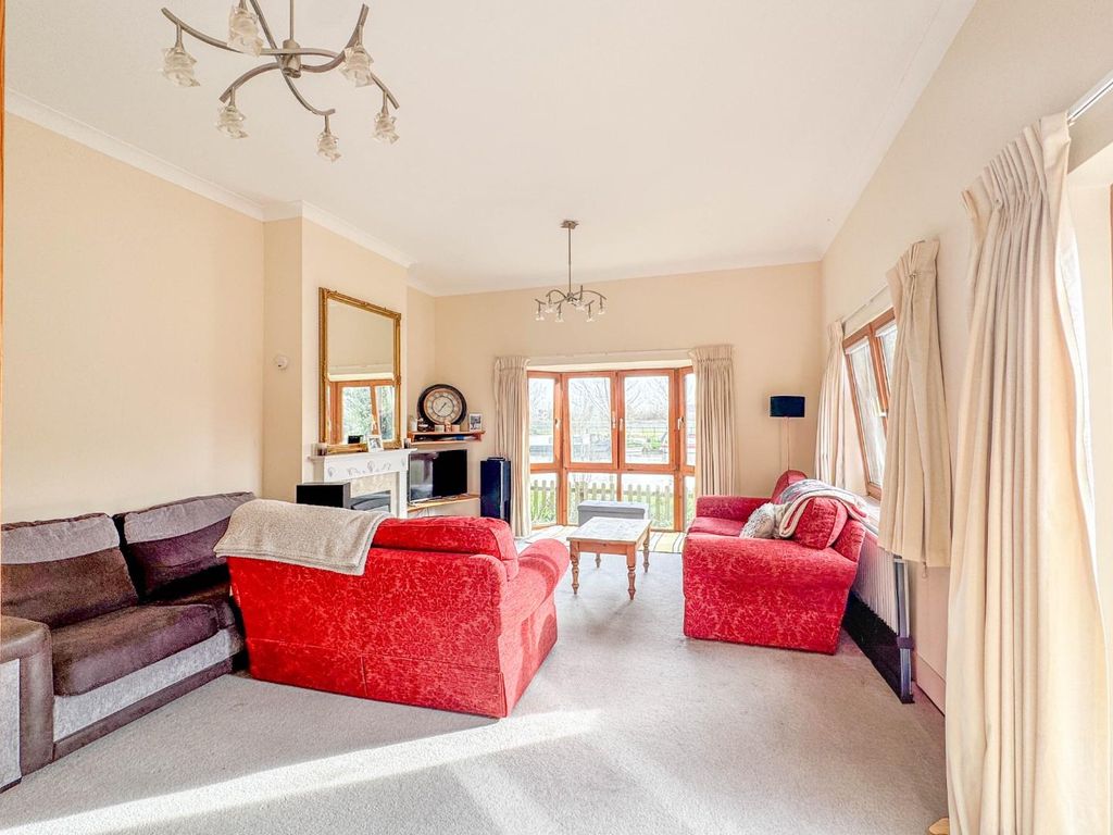 Property photo 3 of 22 20260217_133636843_0.0.Jpg