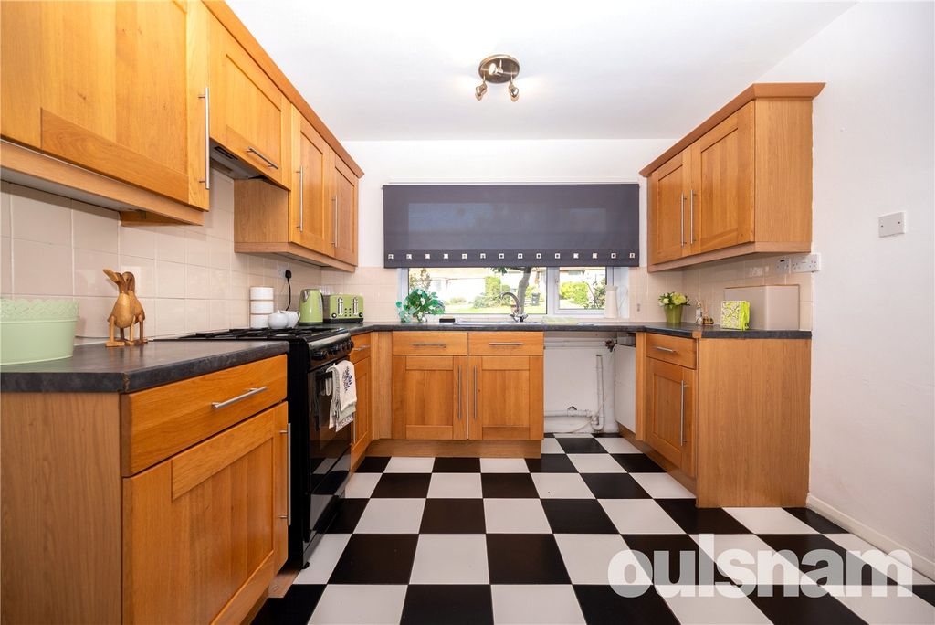 Property photo 2 of 16 Picture No. 22