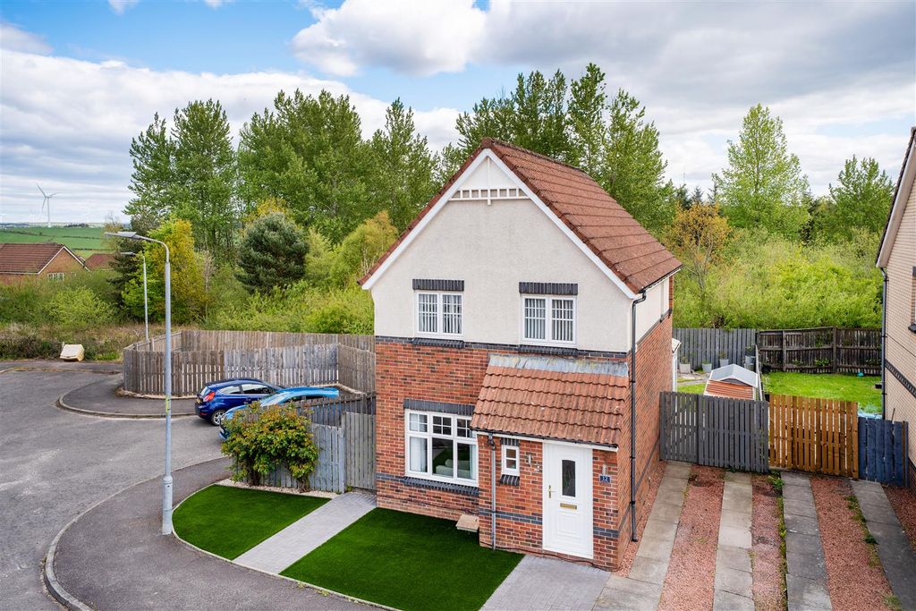 Property photo 2 of 32 12Sidlaw-30.Jpg
