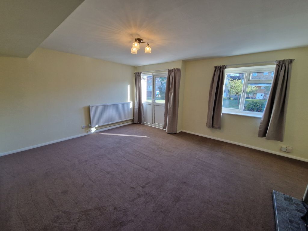 Property photo 3 of 19