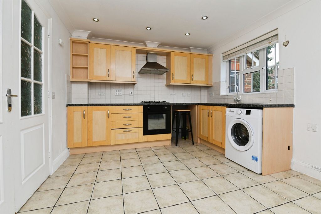 Property photo 2 of 14