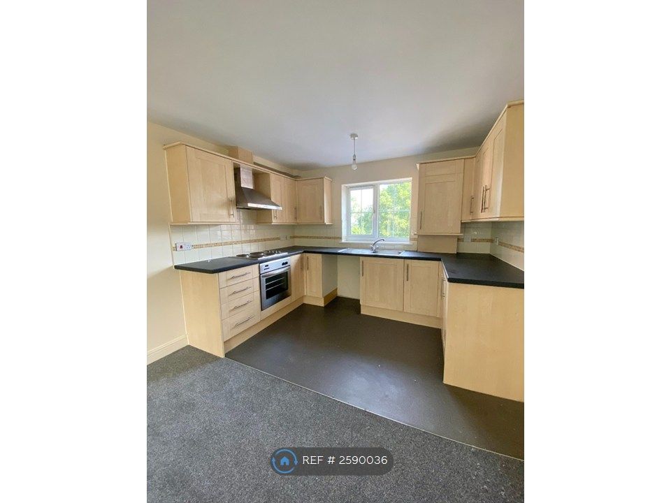Property photo 1 of 6 Open Plan Living: Kitchen Area